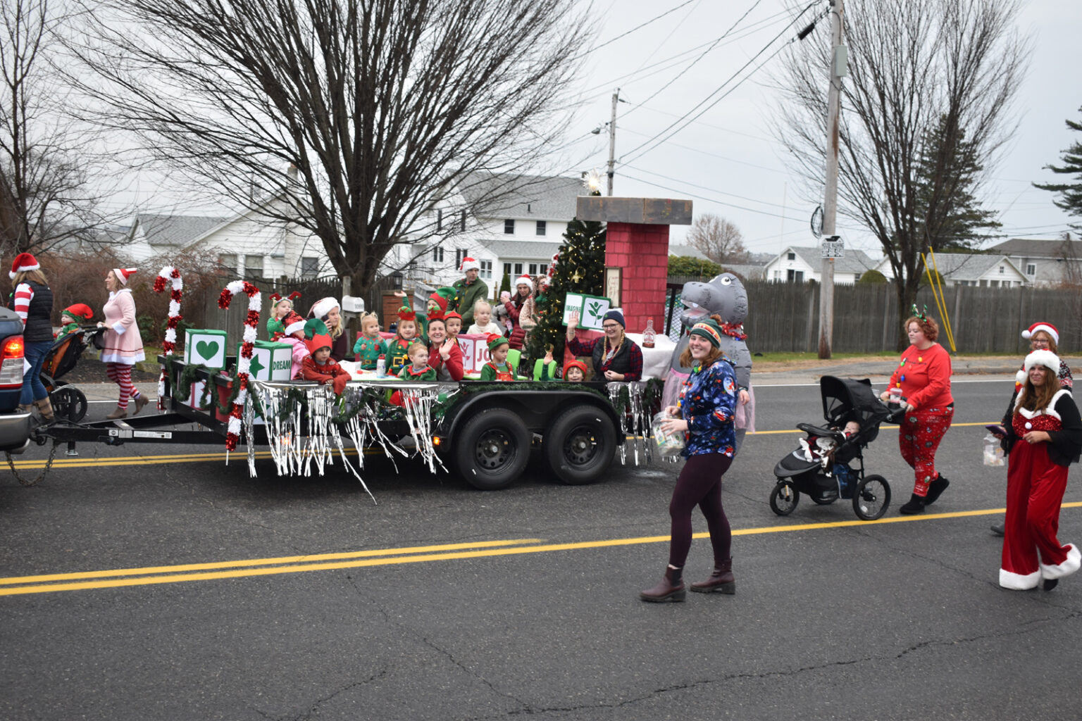 2023 Photos Wells Maine Christmas Parade